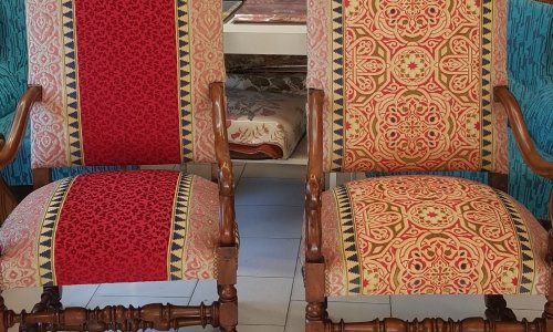 Fauteuil ancien rénové Roquemaure